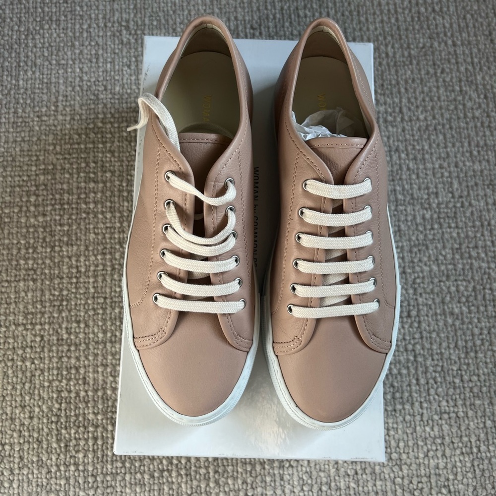 NIB Woman Common Projects Tournament Low Sneakers Nude - Size 37 - Picture 2 of 5